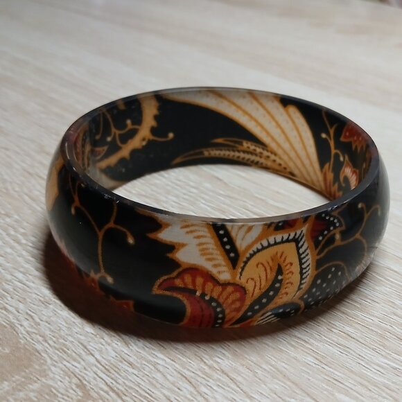 Vintage Resin Patterned Bangle Bracelet Costume Jewelry #22 - Picture 6 of 8